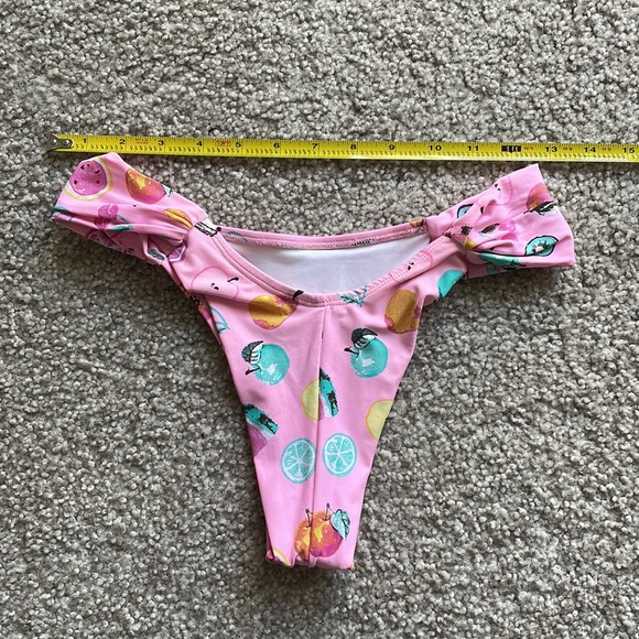 ✨Brazilian Bikini 3 Piece Set✨ - Picture 4 of 15